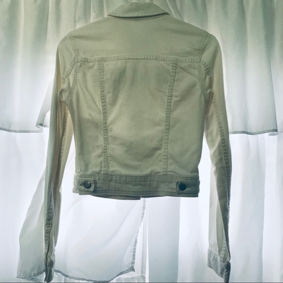 American Eagle White Jean Jacket - Picture 4 of 5
